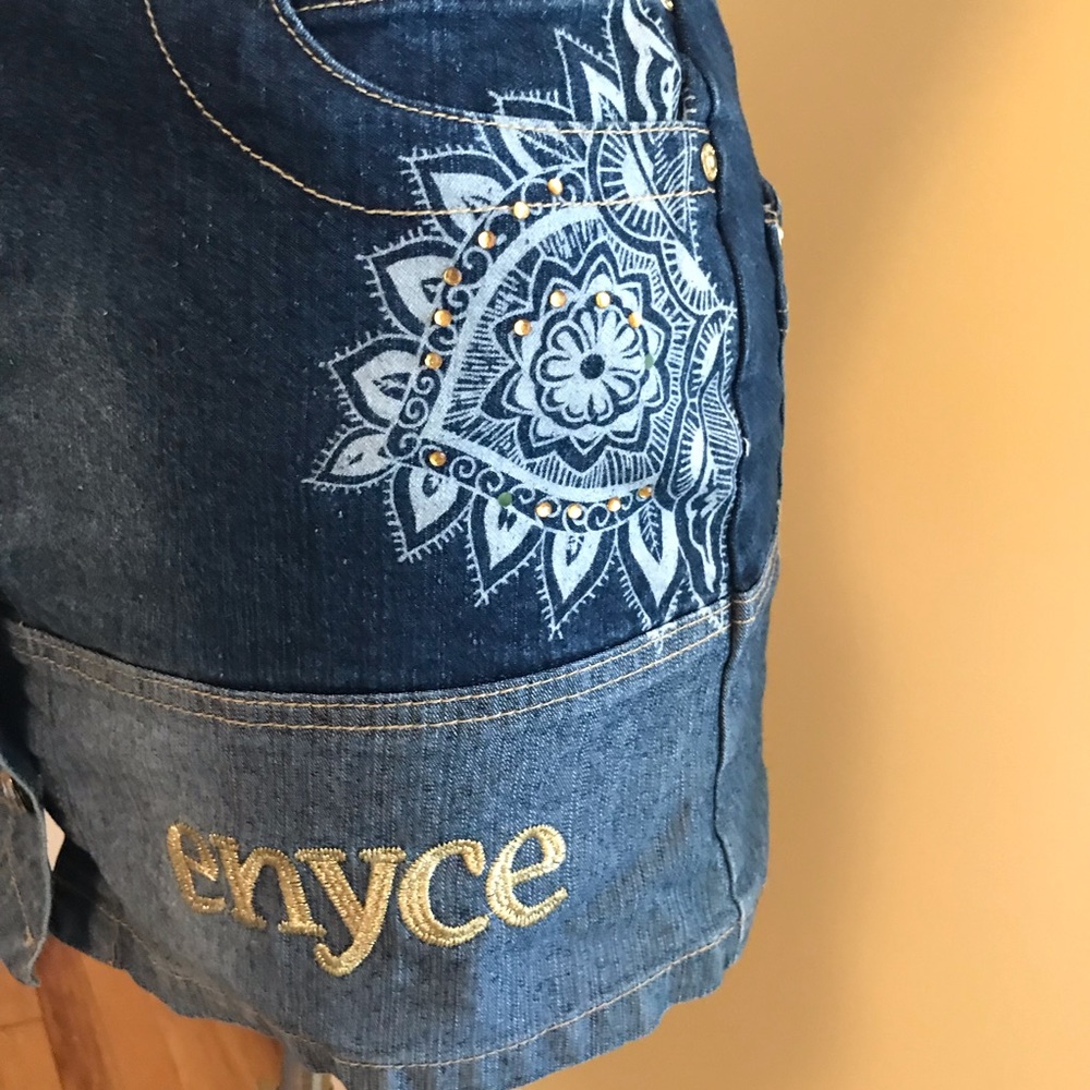 Super cute girls Enyce Mandala Denim Jeans Skirt size 14